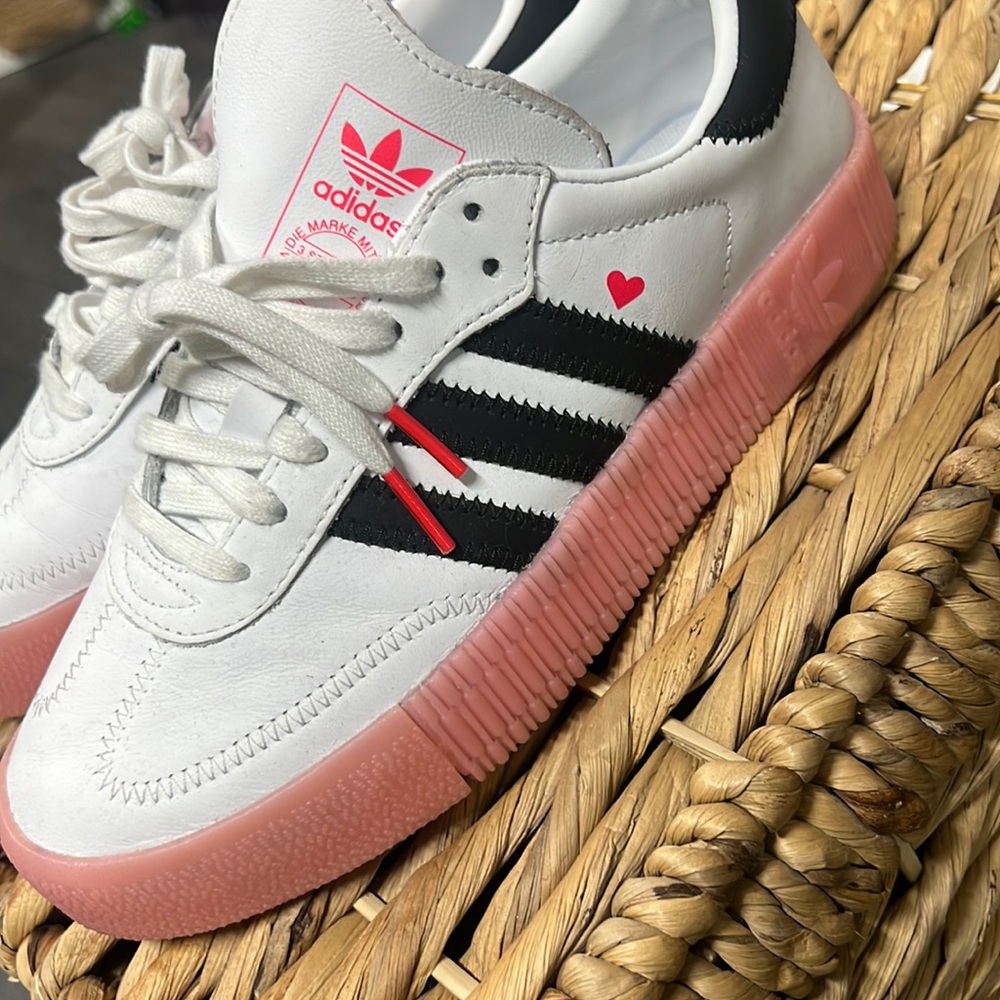 Women’s Adidas Sambarose 'Valentine' 6.5